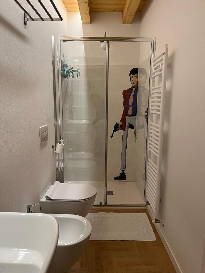 סאלו La Piccola Casa Al Lago - Intera Casa Con 3 Camere E 2 Box מראה חיצוני תמונה